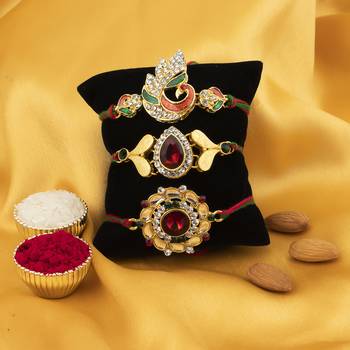 Sukkhi Exotic Gold Plated Rakhi with greeting card 3
