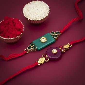 Sukkhi Exotic Gold Plated Rakhi with greeting card 2