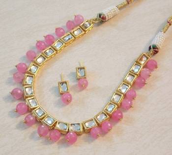 Trendy Neon Color Kundan Necklace Set 1