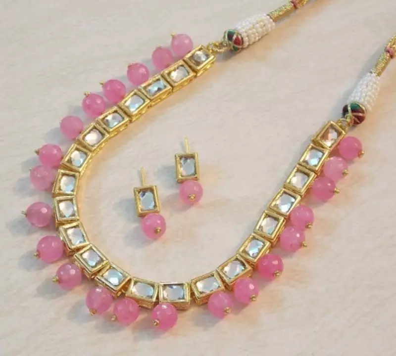 TRENDY NEON COLOR KUNDAN NECKLACE SET