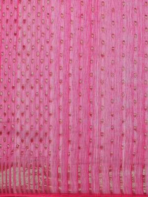 Pink & Golden Woven Design Dhakai Jamdani Saree 3