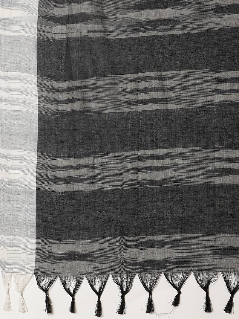 White & Black Handloom Woven Design Saree