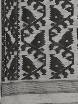 White & Black Woven Design Dhakai Jamdani Saree Without Blouse 4