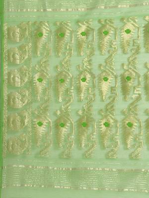 Green & Golden Woven Design Jamdani Saree Without Blouse 4