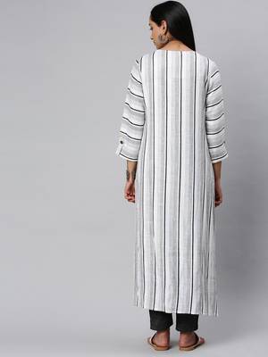 White And Black Stripe Woven Kurta With quarter Sleeves. 2