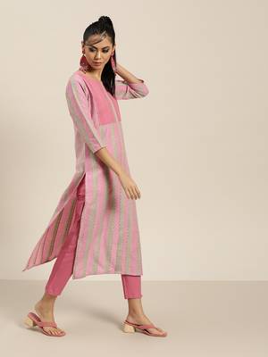 Pink And Multi Color Woven  Straight Kurta With Pink Woven Trouser With Pink Silk Dupatta 3