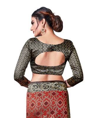 black woven jacquard saree with blouse 5