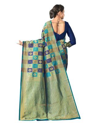 green woven silk blend saree with blouse 3
