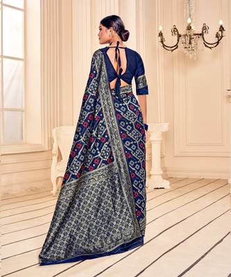 Blue Soft Woven silk Bandhani Saree 3
