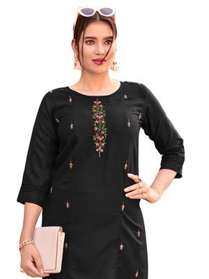 Black embroidered cotton cotton-kurtis 4