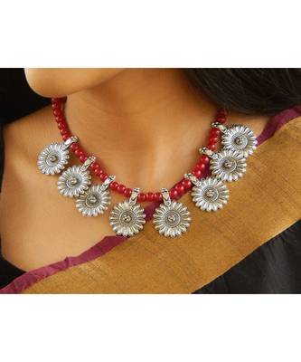 Maroon necklaces 2