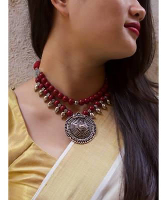 Maroon necklaces 1