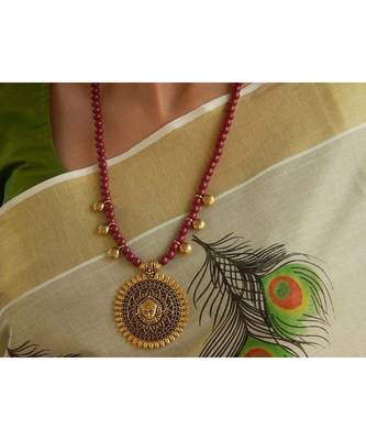 Maroon necklace-sets 1