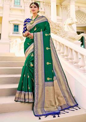 Green woven silk saree with blouse 1