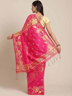 Magenta & Golden Woven Design Bengal Handloom Taant Saree 2