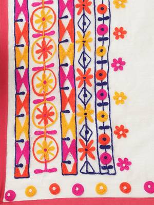 White & Navy Blue Handloom Embroidered Kathiabari Saree 4