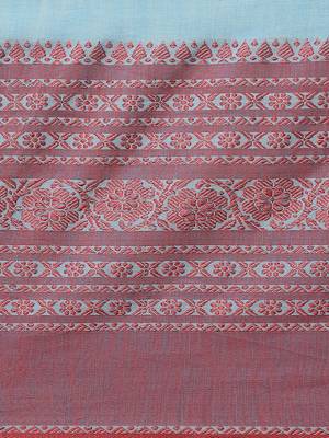 Blue & Red Solid Handloom Saree 3