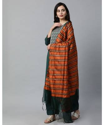 Indo Era Green Solid Straight Kurta Palazzo with Dupatta Set 3
