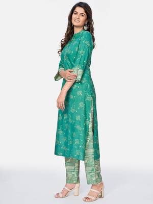 Vbuyz Women's Printed Straight Rayon Aqua Kurta With Pant 4