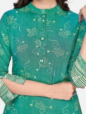 Vbuyz Women's Printed Straight Rayon Aqua Kurta With Pant 5