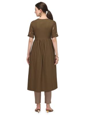 FIORRA Green Floral Printed Rayon Cotton Party Wear Kurtis 2