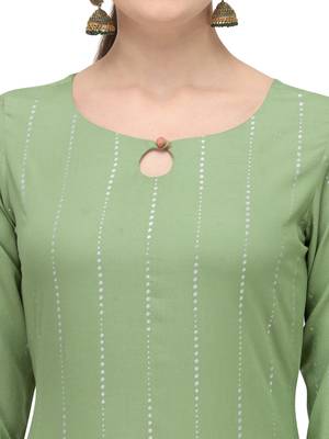 FIORRA Pista Green Printed Rayon Cotton Straight Long Kurtis 4