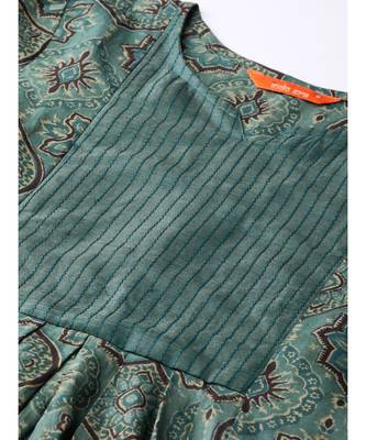 Indo Era Green Printed Anarkali Kurtas 4