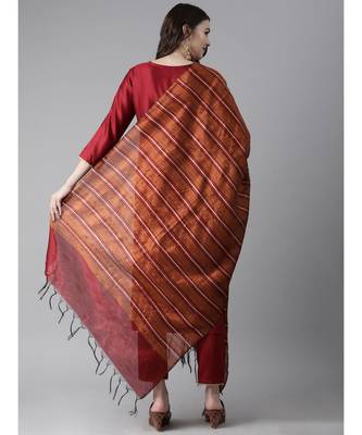 Indo Era Red Solid Straight Kurta Trouser With Dupatta Set 2