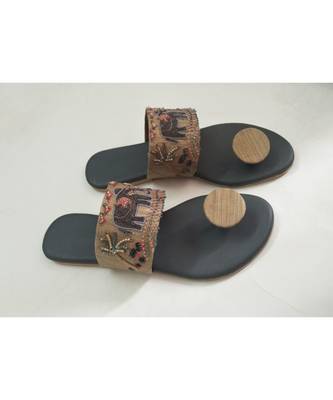 Beds Sequin Animal Hand Embroidery Sandal 1