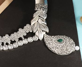Short Hansli Alloy Silver Oxidised Plated ,Pan Shape Pendent Design, Green  Stone Necklace Set For Women & Girls 2