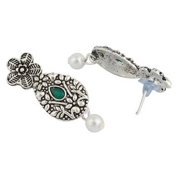 Short Hansli Alloy Silver Oxidised Plated ,Pan Shape Pendent Design, Green  Stone Necklace Set For Women & Girls 4