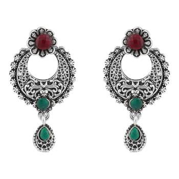 Short Hansli Alloy Silver Oxidised Plated ,Round Shape Pendent Design, Green & Red Stone Necklace Set For Women & Girls 3