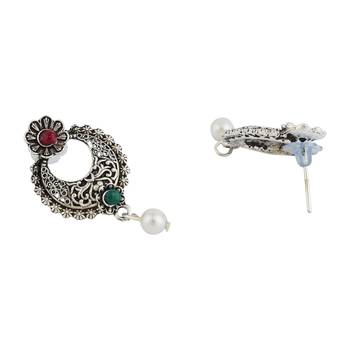 Short Hansli Alloy Silver Oxidised Plated ,Round Shape Pendent Design, Green & Red Stone Necklace Set For Women & Girls 4