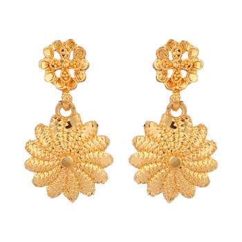 Choker  Alloy Gold Oxidised Plated ,Round Shape Pendent Design Necklace Set For Women & Girls 2