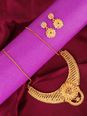 Choker  Alloy Gold Oxidised Plated ,Round Shape Pendent Design Necklace Set For Women & Girls 4