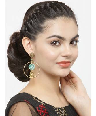 Diva Walk Contemporary Drop Earrings 4