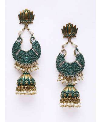 DIVA WALK Designer Earrings 1