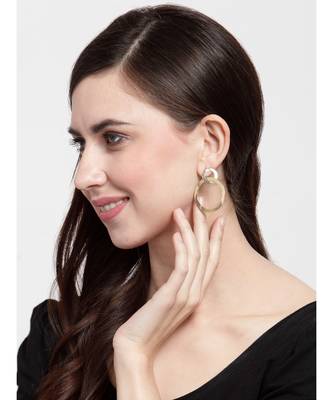 DIVA WALK Earrings 4