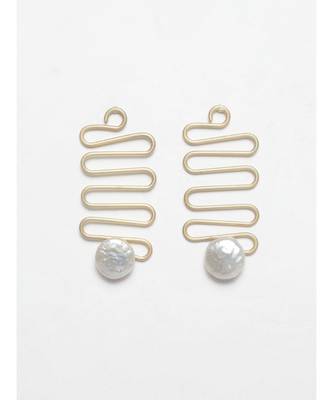 DIVA WALK Earrings 1