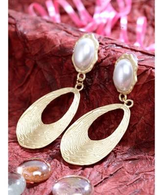 DIVA WALK Earrings 3