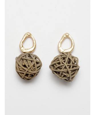 DIVA WALK Earrings 1