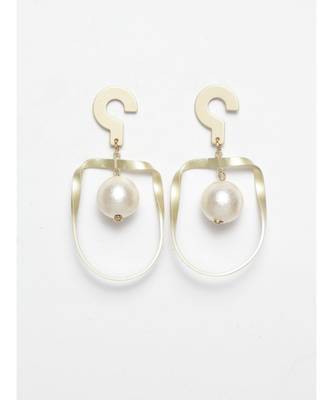DIVA WALK Earrings 1