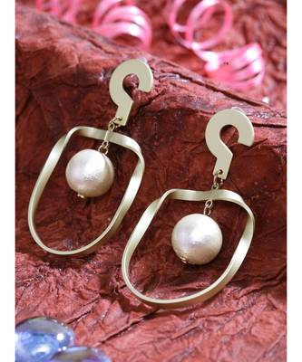 DIVA WALK Earrings 3