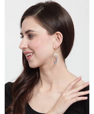 DIVA WALK Earrings 4