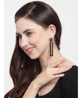 DIVA WALK Drop Earrings 4