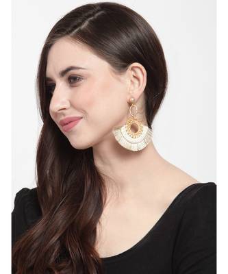 DIVA WALK Tassel Earrings 4