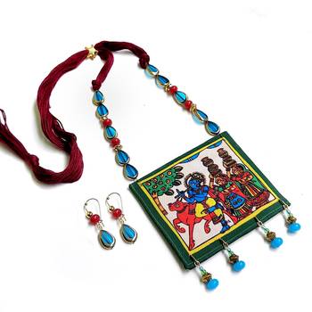 Blue agate necklaces 1