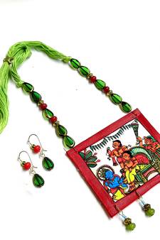 Green agate necklaces
