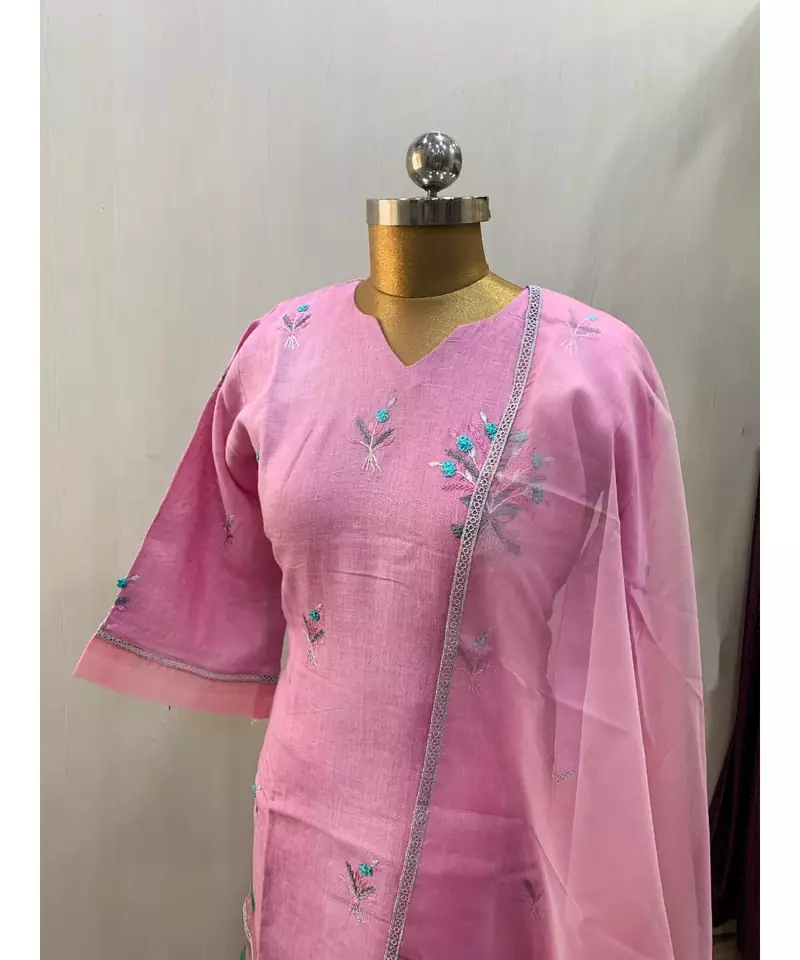 This fully stitched pure handloom  KURTA dupatta and palazzo