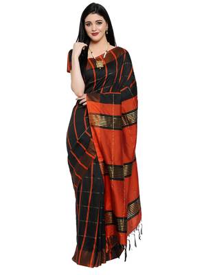 Black plain art silk saree with blouse 1